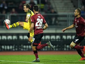 Hasil Liga Jerman: Diimbangi Nuernberg, Dortmund Gagal Jauhi Bayern
