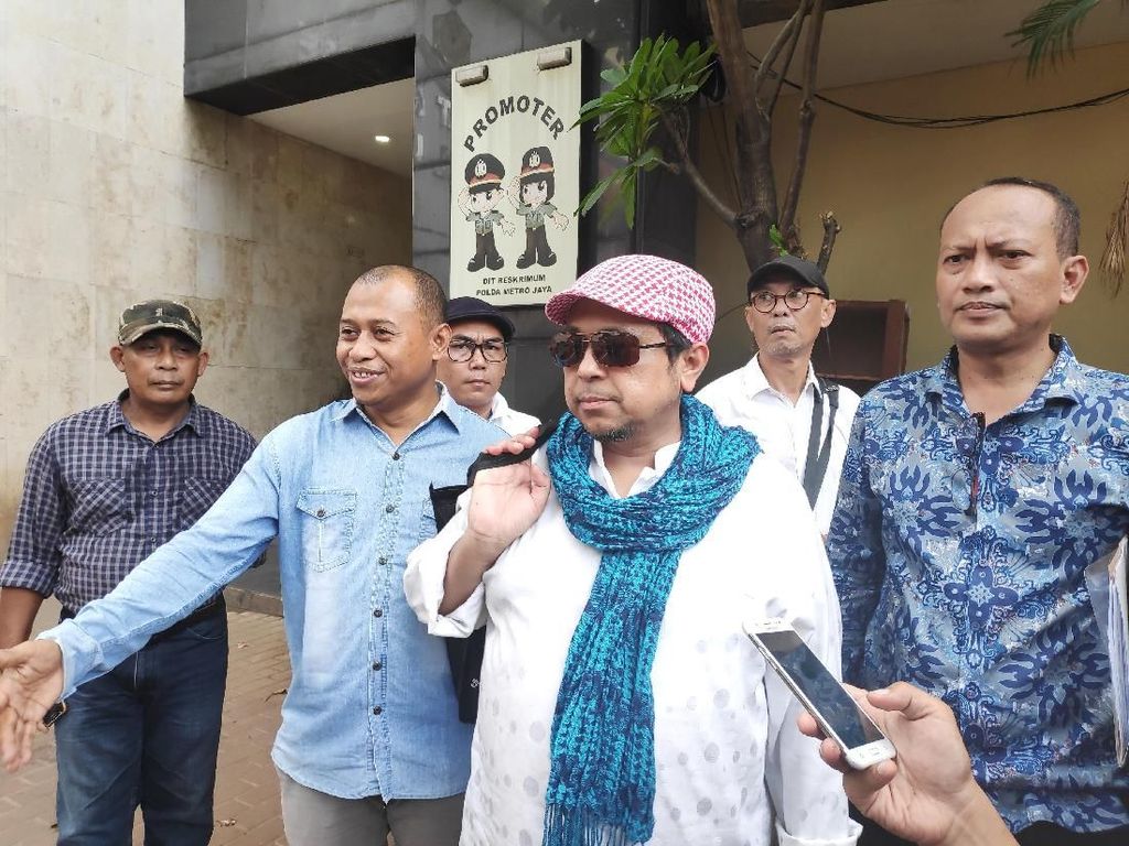 Haikal Hassan Kalah Rebutan, Akun Twitter Tak Bisa Dikendalikan Haikal Hassan Kalah Rebutan, Akun Twitter Tak Bisa Dikendalikan