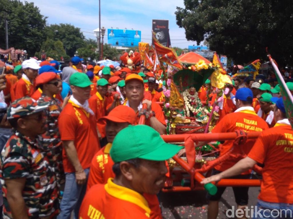 Cap Go Meh, Cara Merawat Kerukunan di Cirebon Cap Go Meh, Cara Merawat Kerukunan di Cirebon