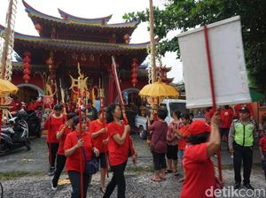 Foto: Cap Go Meh di Bali, Wujud Indahnya Toleransi