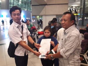Diah, TKW Tak Digaji 12 Tahun Segera Bertemu Keluarga Hari Ini Diah, TKW Tak Digaji 12 Tahun Segera Bertemu Keluarga Hari Ini