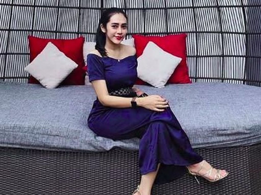 Bukan Selingkuh, Vernita Ngaku Hanya Silaturahmi dengan Richie Five Minutes Bukan Selingkuh, Vernita Ngaku Hanya Silaturahmi dengan Richie Five Minutes