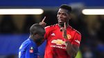 Pelukan Hangat Pogba-Kante di Laga Panas Chelsea vs MU