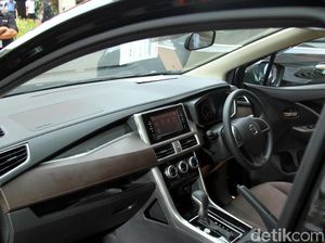 Body Lotion Bisa Dipakai untuk Bersihkan Interior Mobil Lho!