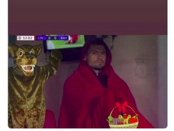Foto ini mungkin mencerminkan Lovren dalam dongeng Little Red Riding Hood. (Foto: Istimewa)