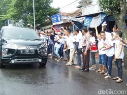 Lagi-lagi, Sandiaga Disambut Massa Jokowi di Jatim