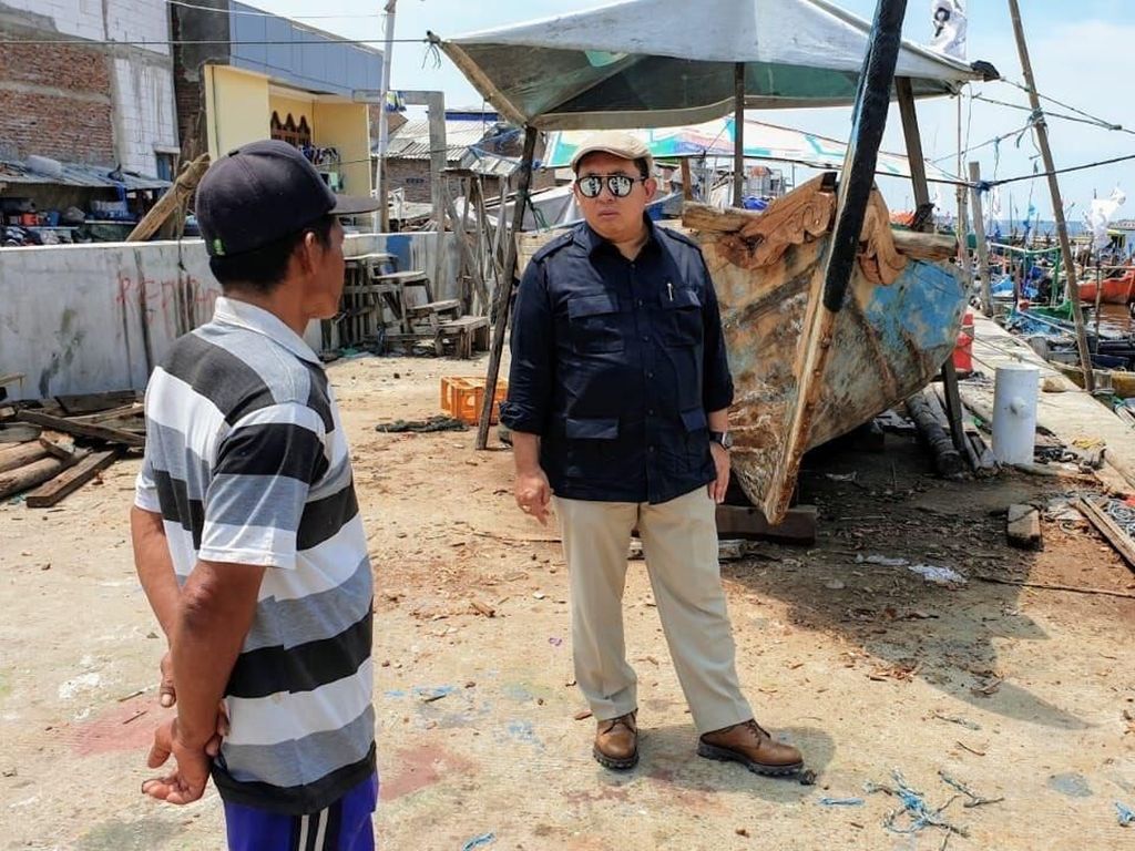 TKN Komentari Fadli Zon ke Tambak Lorok: Copy-Paste Jokowi TKN Komentari Fadli Zon ke Tambak Lorok: Copy-Paste Jokowi