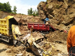 Tebing di Brown Canyon Demak Longsor, 5 Truk Tertimbun