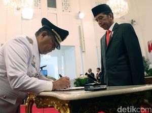 Resmi Dilantik, Gubernur Riau Diminta Jokowi Cegah Kebakaran Hutan