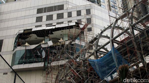 Penampakan Terkini Usai Ledakan di Mal Taman Anggrek