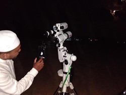 Warga Lhokseumawe Aceh Ramai-ramai Tonton Fenomena Super Snow Moon