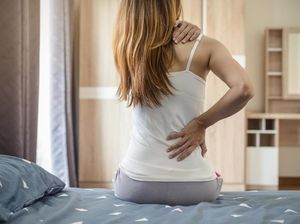 Pegal-pegal Kelamaan WFH, Boleh Digerepek? Dokter Ortopedi Angkat Bicara Pegal-pegal Kelamaan WFH, Boleh Digerepek? Dokter Ortopedi Angkat Bicara