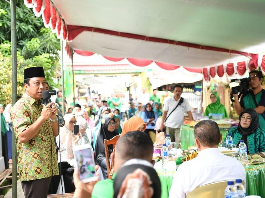 Ke Manado, Rommy Kunjungi Basis PPP di Kampung Ternate Ke Manado, Rommy Kunjungi Basis PPP di Kampung Ternate
