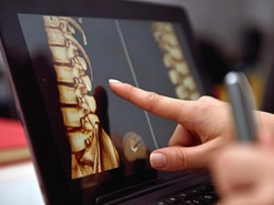 Ramai Tren Artis Pakai Susuk di Organ Intim, Ini Penjelasan Medisnya