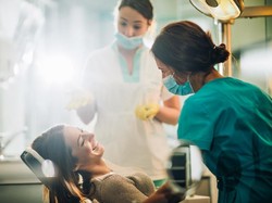 Ada Bercak Putih di Gusi? Mungkin Ini Penyebabnya