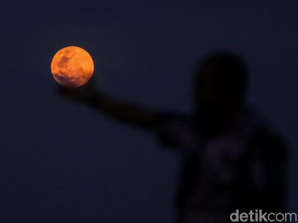 Fenomena Supermoon di Aceh