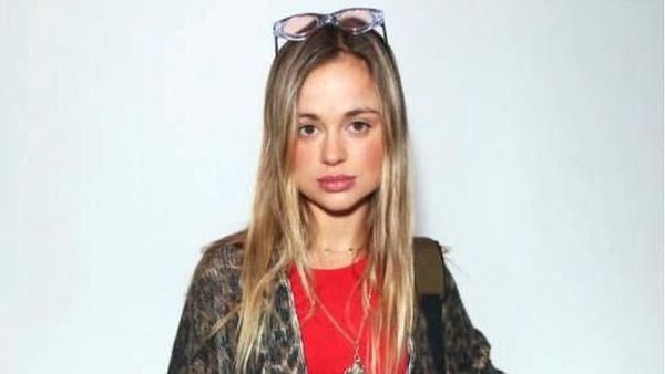 Gaya Amelia Windsor, Sepupu Cantik Pangeran Harry Eksis di Pekan Mode London