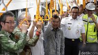 Giliran JK Jajal MRT