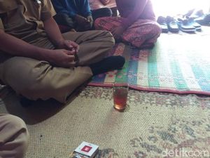 Bayi di Kandungan Ibu Hamil yang Ditandu Meninggal, Benarkah?