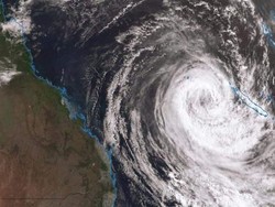 Setelah Terjang Kaledonia Baru, Badai Topan Oma Ancam Queensland