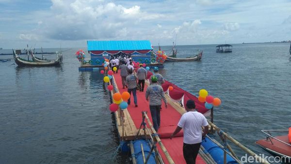 Foto Tempat Wisata Baru di Situbondo: Perpustakaan Terapung