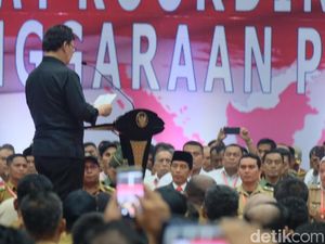 Mendagri Ajak Kades Jawab Seruan Dana Desa dengan Pak Jokowi