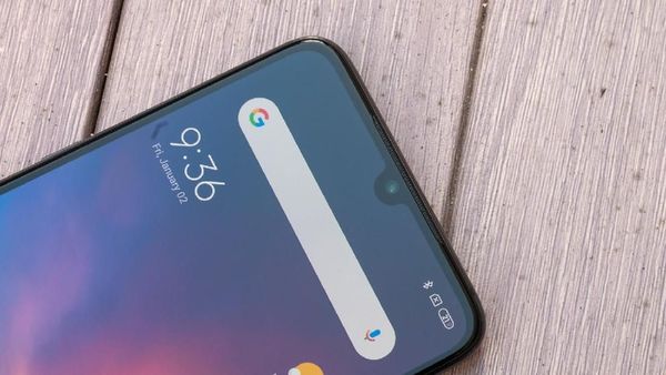 Melihat Xiaomi Mi 9 dan Edisi Battle Angel yang Transparan