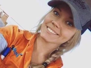 Cari Kerja Sebagai Buruh Tani, Wanita Cantik Ini Malah Dikritik Tak Pantas