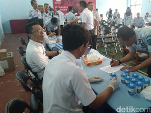 Berantas Narkoba, 80 Sipir Lapas Ciamis Jalani Tes Urine