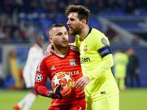 Lyon: Sulitnya Menahan Barcelona