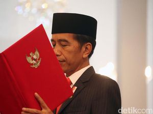 Pakar UI Mengulas Rabu Pon, Hari Pilihan Jokowi untuk Lantik Menteri