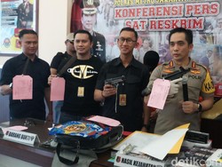 Polisi Tangkap Kawanan Perampok Berpistol Spesialis Minimarket di Jaksel