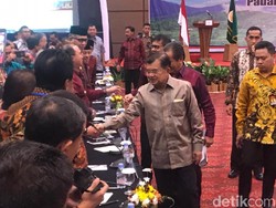 Gubernur Iri Gaji Anggota DPRD, JK: Gaji Wapres Setengah Gaji DPRD