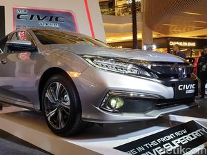 Tidak Hanya Mobilio, Honda Juga Permak Civic Tidak Hanya Mobilio, Honda Juga Permak Civic