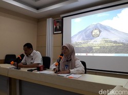 Kini Gunung Merapi Masuki Fase Pembentukan Awan Panas