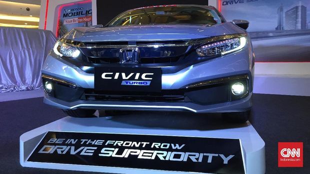 Honda Civic Turbo diluncurkan di Jakarta, Kamis (21/2).