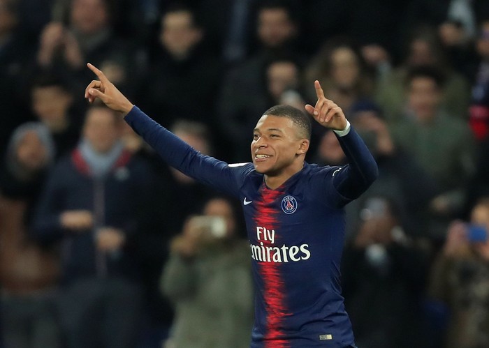 Soccer Football - Ligue 1 - Paris St Germain v Montpellier - Parc des Princes, Paris, France - February 20, 2019  Paris St Germains Kylian Mbappe celebrates scoring their fifth goal   REUTERS/Gonzalo Fuentes