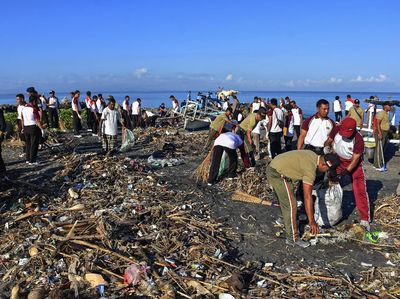 Aksi Bersih-bersih Sampah di Berbagai Daerah Indonesia
