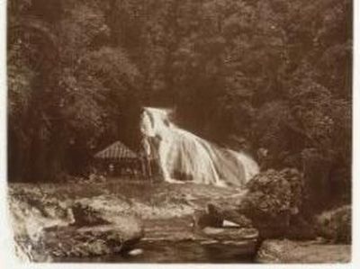 Foto Lawas Bantimurung di Maros 100 Tahun Lalu