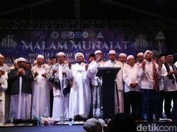 Viral Imam Salat di Munajat 212 Disebut Dua Orang, FPI: Itu Hoax!