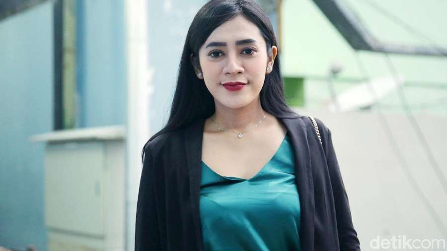 Vernita Syabilla, Teman Karaoke yang Dituding Jadi Selingkuhan Richie