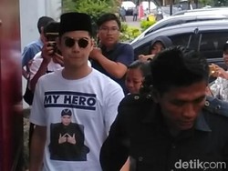 Ditanya Oleh-oleh untuk Dhani, Al: Bawa Kasih Sayang Buat Papa