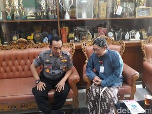 Viral Siswa Tantang dan Dorong Guru SMKN 3 Yogya, Polisi Turun Tangan Viral Siswa Tantang dan Dorong Guru SMKN 3 Yogya, Polisi Turun Tangan