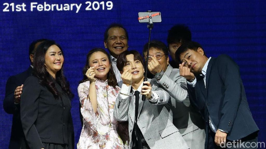 Trans Media Kawinkan Artis Indonesia dan Kpop Trans Media Kawinkan Artis Indonesia dan Kpop