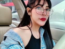 Intip Gaya Vernita Syabilla Cari Harta Karun di Mobil