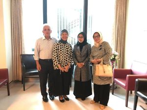 Jenguk Ani Yudhoyono, Putri Maruf Amin Sampaikan Salam Abahnya