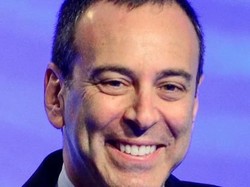 Belajar Investasi Sejak Muda, Kini Punya Harta Triliunan