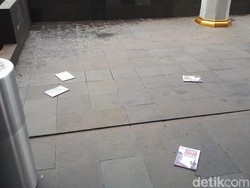 Gedung KPK Dilempari Buku Tulisan Rohadi PNS Tajir