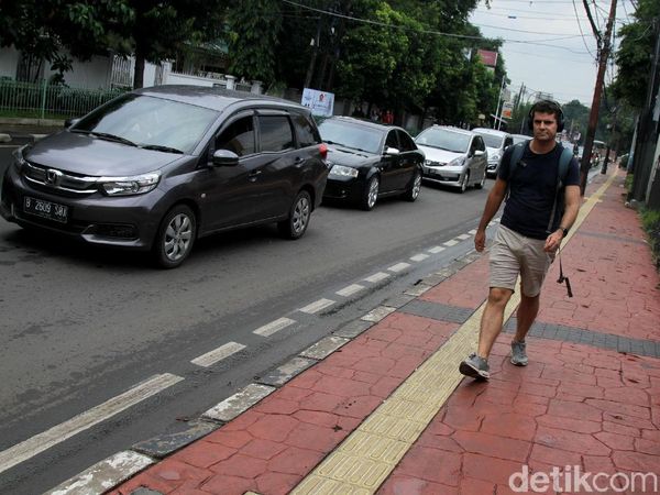 Begini Penampakan Trotoar Kemang yang Akan Ditata Ulang