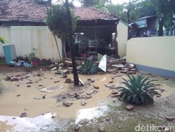 Banjir Bandang Terjang Kudus, Satu Bangunan Jebol